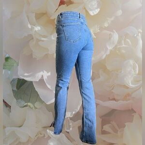 Spilt Hem Skinny Jeans